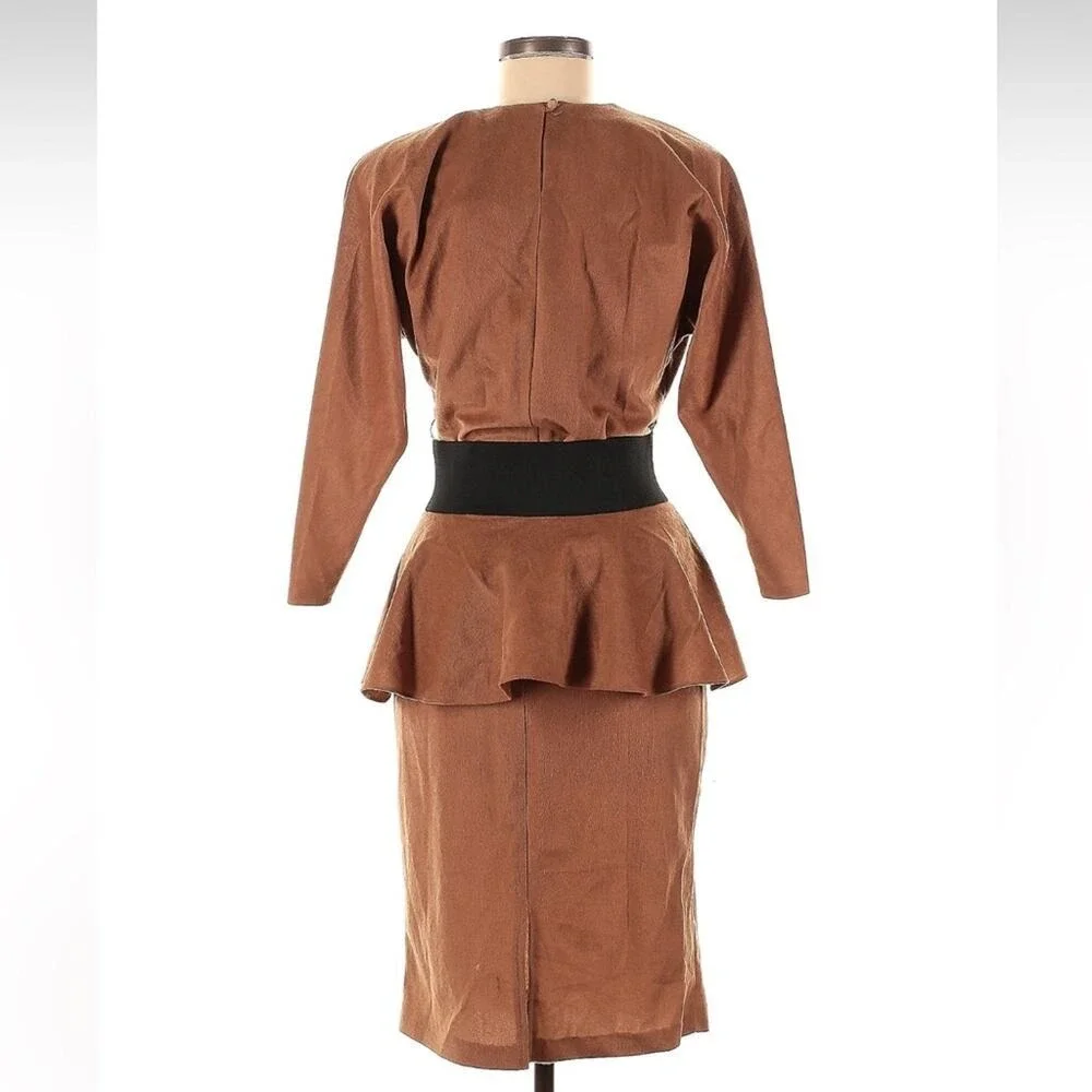 Vintage 80s Dolman‎ sleeve and pencil skirt brown chenille peplum belted dress